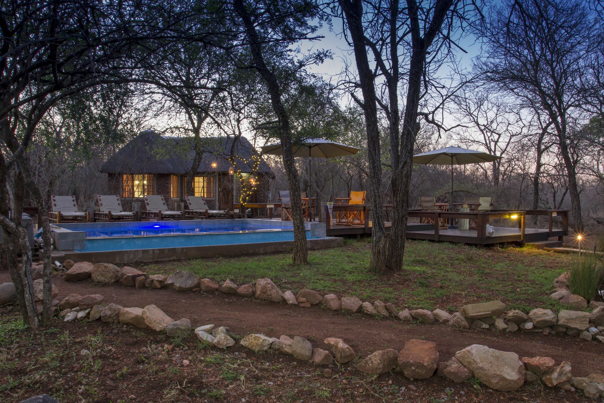 Tusk Bush Lodge Marloth Park Exterior photo